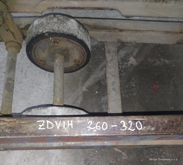 Paletový zdvižný vozík 1600 kg (13719 - pridat (5).jpg)